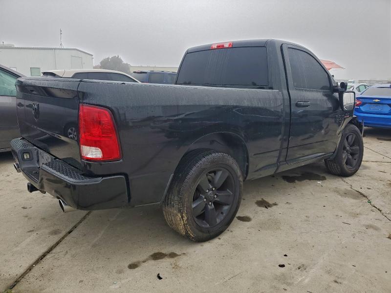 Photo 3 from auction – 2017 RAM 1500 ST with VIN 3C6JR6AT2HG687583