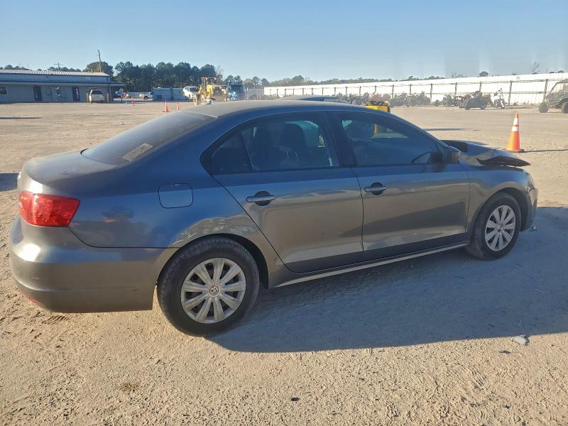 Photo 3 from auction – 2014 VOLKSWAGEN JETTA with VIN 3VW2K7AJ8EM250753