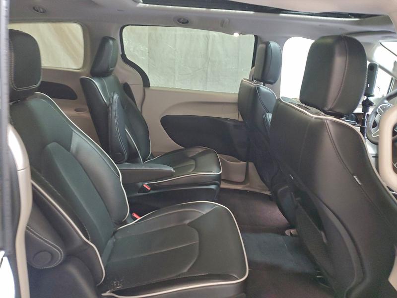 Photo 11 from auction – 2022 CHRYSLER PACIFICA H with VIN 2C4RC1S71NR213809