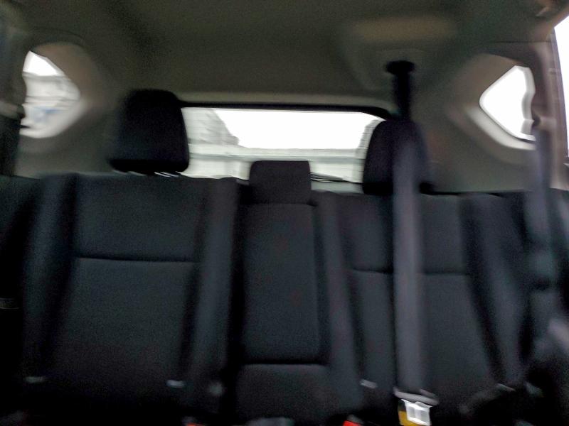 Photo 10 from auction – 2018 TOYOTA RAV4 LE with VIN 2T3ZFREV3JW417799