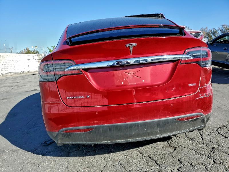 Photo 6 from auction – 2018 TESLA MODEL X with VIN 5YJXCAE23JF089751