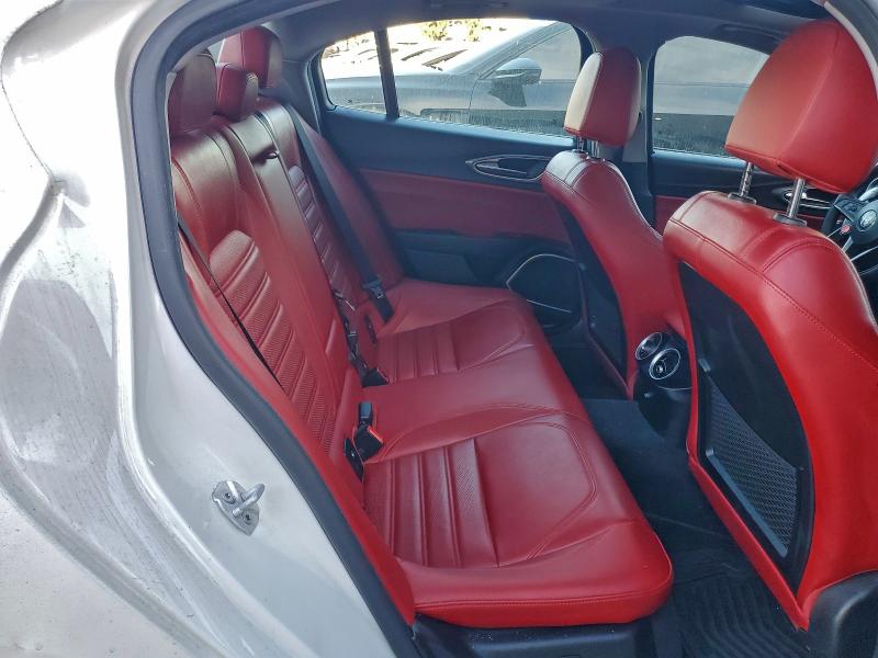 Photo 10 from auction – 2018 ALFA ROMEO GIULIA TI with VIN ZARFAECN9J7599443