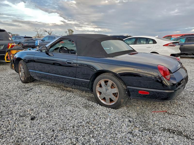 Photo 2 from auction – 2002 FORD THUNDERBIR with VIN 1FAHP60A72Y113304