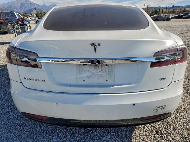 Photo 6 from auction – 2016 TESLA MODEL S with VIN 5YJSA1E10GF139652