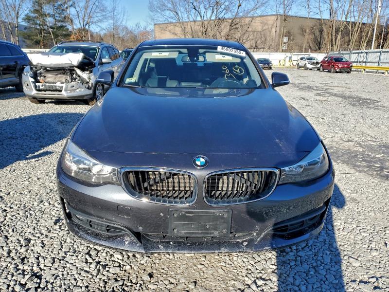 Photo 5 from auction – 2015 BMW 328 with VIN WBA8Z5C52FGS36692