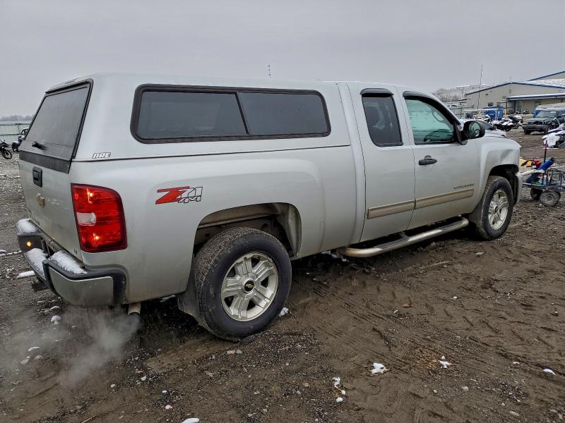 Photo 3 from auction – 2011 CHEVROLET SILVERADO with VIN 1GCRKSE37BZ343290
