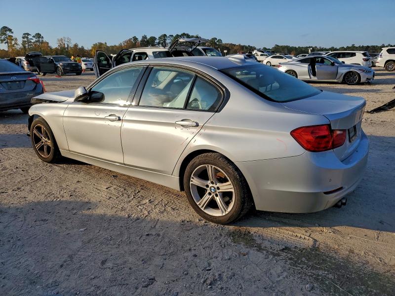 Photo 2 from auction – 2015 BMW 328 I with VIN WBA3A5C56FF606937