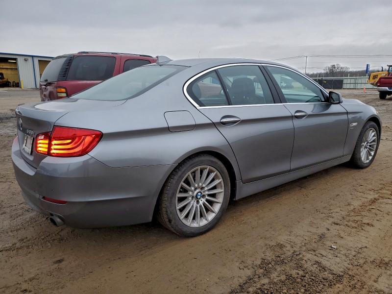 Photo 3 from auction – 2012 BMW 535 XI with VIN WBAFU7C51CDU58252