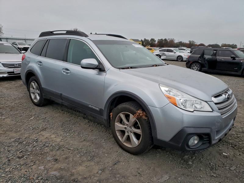 Photo 4 from auction – 2013 SUBARU OUTBACK 2. with VIN 4S4BRBBCXD1251380