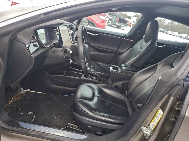 Photo 7 from auction – 2015 TESLA MODEL S 85 with VIN 5YJSA1H25FF097630