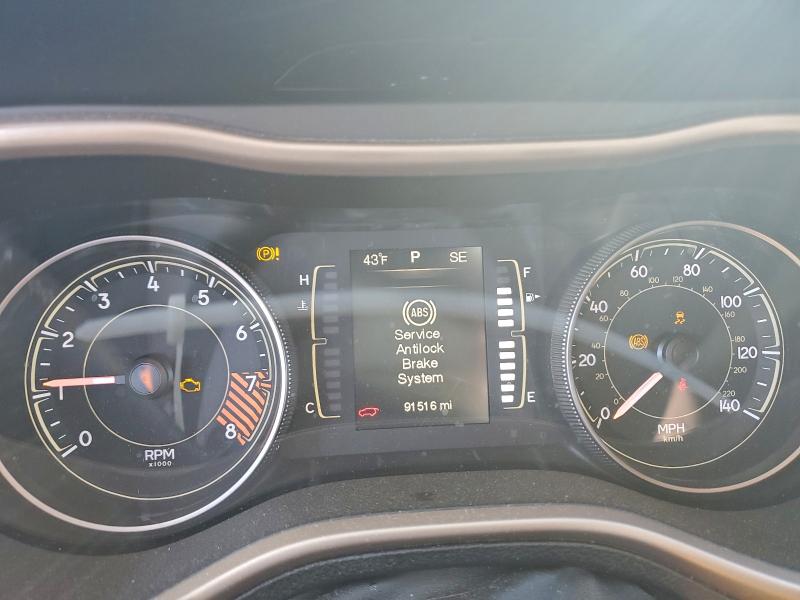 Photo 9 from auction – 2014 JEEP CHEROKEE L with VIN 1C4PJLCS0EW102980