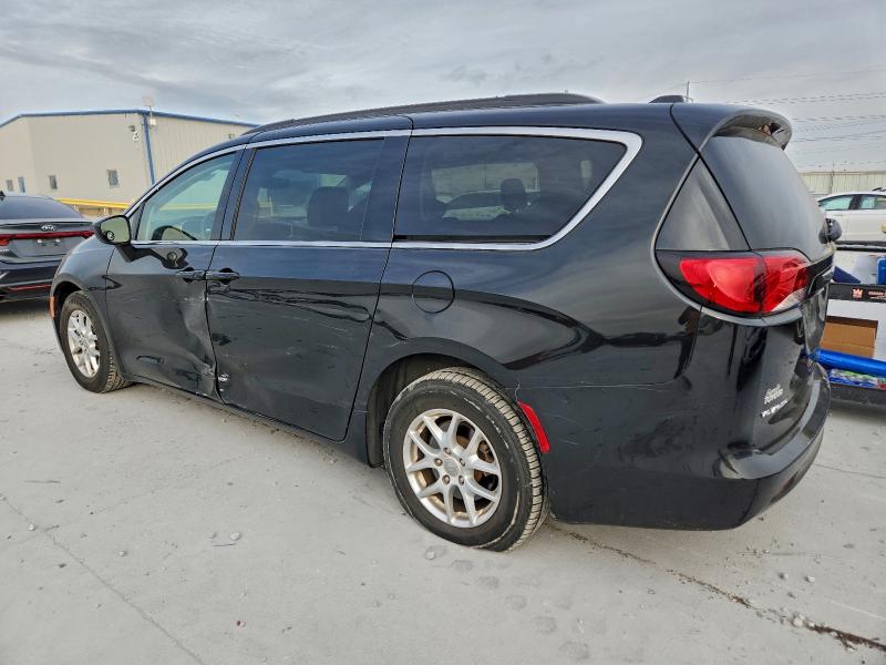 Photo 2 from auction – 2020 CHRYSLER VOYAGER with VIN 2C4RC1DG0LR264826