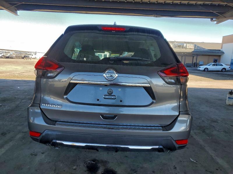 Photo 6 from auction – 2019 NISSAN ROGUE S with VIN 5N1AT2MT3KC770279