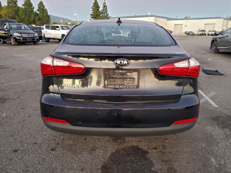 Photo 6 from auction – 2016 KIA FORTE LX with VIN KNAFK4A67G5545170