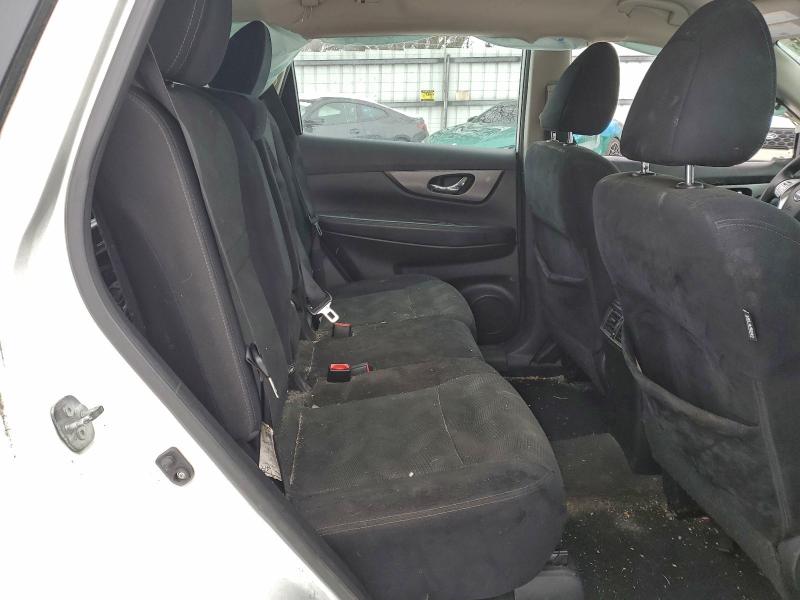 Photo 11 from auction – 2015 NISSAN ROGUE S with VIN 5N1AT2MV2FC906988