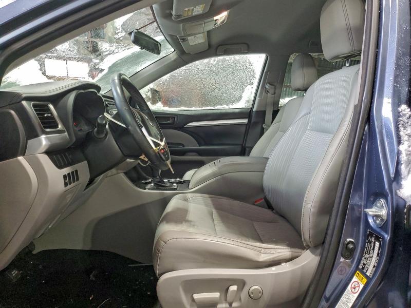 Photo 7 from auction – 2015 TOYOTA HIGHLANDER with VIN 5TDBKRFH4FS210773