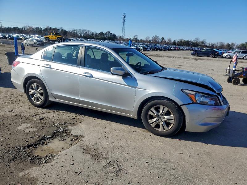 Photo 4 from auction – 2010 HONDA ACCORD LXP with VIN 1HGCP2F41AA131238
