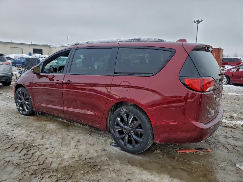 Photo 2 from auction – 2020 CHRYSLER PACIFICA L with VIN 2C4RC1GG5LR108468