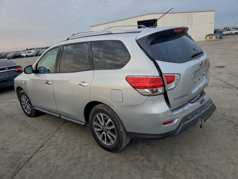 Photo 2 from auction – 2013 NISSAN PATHFINDER with VIN 5N1AR2MM0DC636324