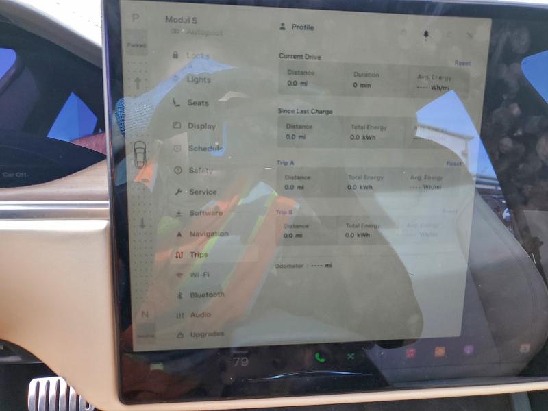 Photo 9 from auction – 2022 TESLA MODEL S with VIN 5YJSA1E55NF492260