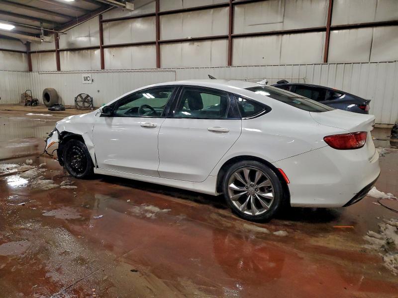 Photo 2 from auction – 2015 CHRYSLER 200 S with VIN 1C3CCCBB2FN752030