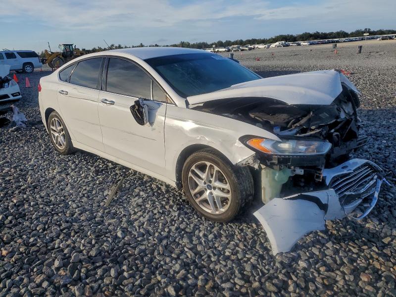 Photo 4 from auction – 2014 FORD FUSION with VIN 3FA6P0HD7ER335413