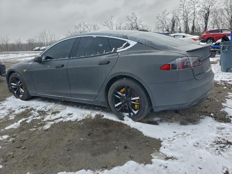 Photo 2 from auction – 2014 TESLA MODEL S with VIN 5YJSA1S18EFP35271