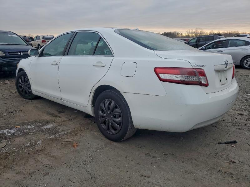 Photo 2 from auction – 2011 TOYOTA CAMRY BASE with VIN 4T1BF3EK2BU750123