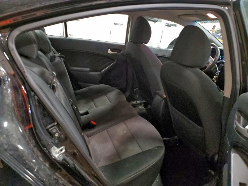 Photo 10 from auction – 2018 KIA FORTE LX with VIN 3KPFL4A73JE175954