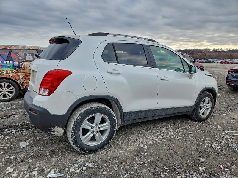 Photo 3 from auction – 2015 CHEVROLET TRAX 1LT with VIN KL7CJLSB4FB127483