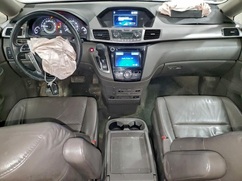 Photo 8 from auction – 2016 HONDA ODYSSEY with VIN 5FNRL5H65GB140013