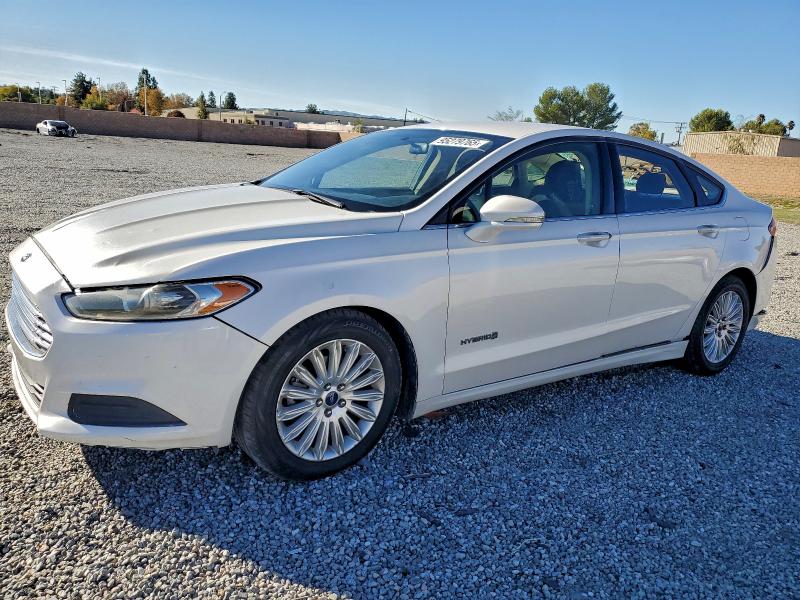 FORD FUSION SE 2016 with VIN 3FA6P0LU1GR218713 - Photo from auction