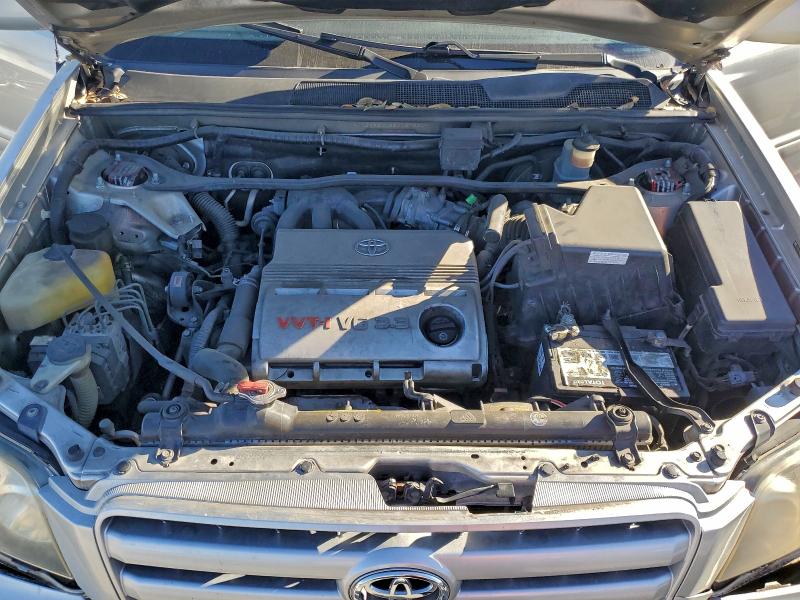 Photo 12 from auction – 2005 TOYOTA HIGHLANDER with VIN JTEEP21A850127960