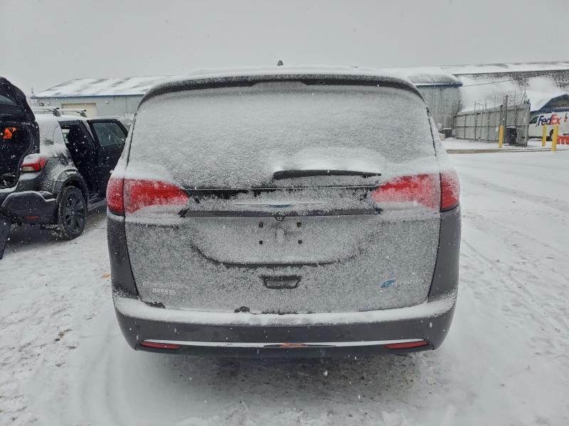 Photo 6 from auction – 2018 CHRYSLER PACIFICA H with VIN 2C4RC1N71JR213461