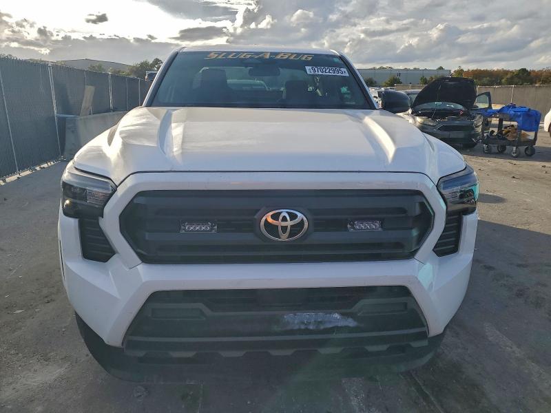 Photo 5 from auction – 2024 TOYOTA TACOMA with VIN 3TYJDAHN7RT016452