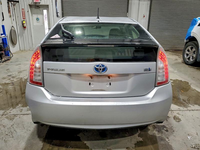 Photo 6 from auction – 2014 TOYOTA PRIUS with VIN JTDKN3DU6E0392157
