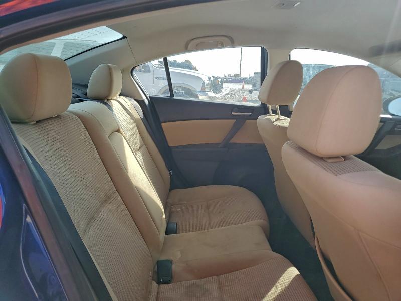 Photo 10 from auction – 2012 MAZDA 3 I with VIN JM1BL1V70C1560028
