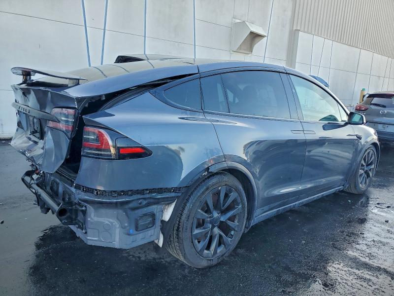 Photo 3 from auction – 2022 TESLA MODEL X with VIN 7SAXCBE58NF338991