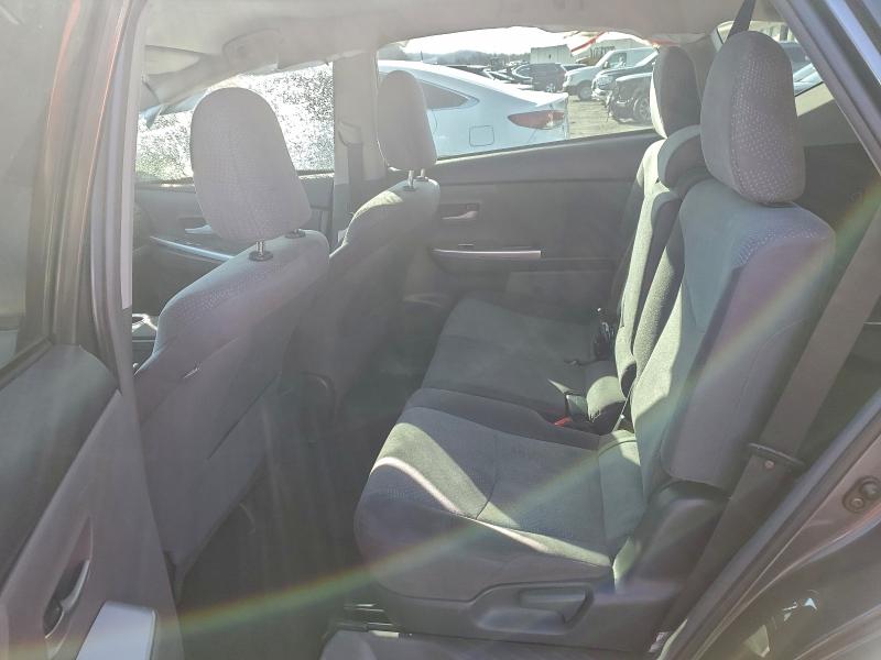Photo 11 from auction – 2013 TOYOTA PRIUS V with VIN JTDZN3EU9D3278518