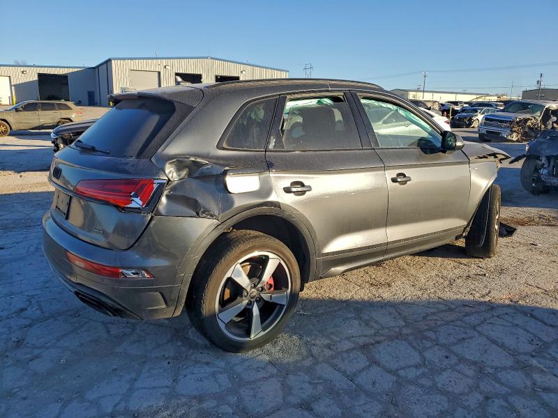 Photo 3 from auction – 2024 AUDI Q5 PREMIUM with VIN WA1EAAFY4R2063667