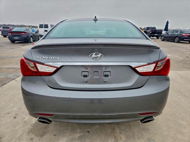 Photo 6 from auction – 2013 HYUNDAI SONATA SE with VIN 5NPEC4AC4DH767386