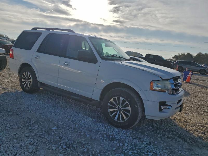 Photo 4 from auction – 2015 FORD EXPEDITION with VIN 1FMJU1HT6FEF49934
