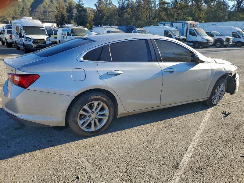 Photo 3 from auction – 2018 CHEVROLET MALIBU LT with VIN 1G1ZD5ST0JF252564