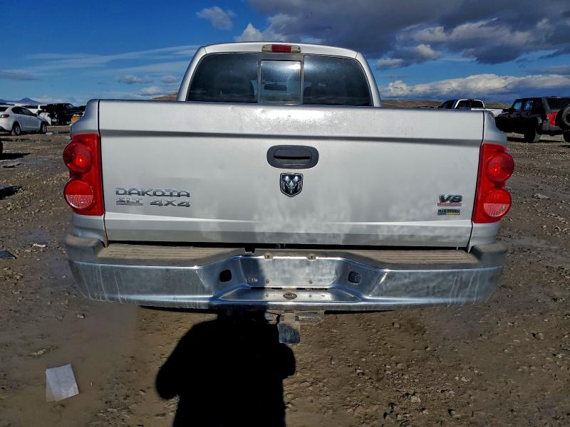 Photo 6 from auction – 2007 DODGE DAKOTA QUA with VIN 1D7HW48P67S176307