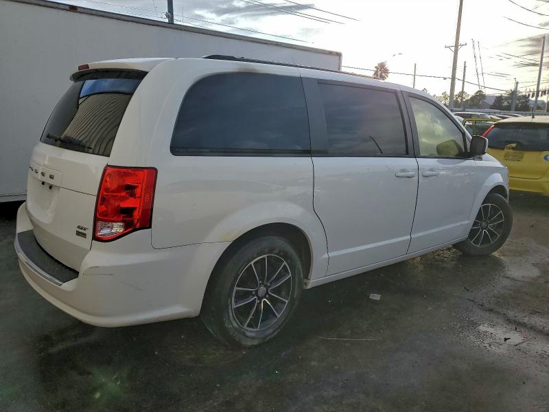 Photo 3 from auction – 2019 DODGE GRAND CARA with VIN 2C4RDGEG5KR620040