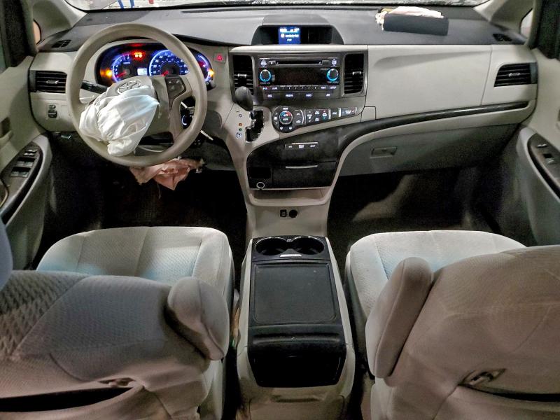 Photo 8 from auction – 2013 TOYOTA SIENNA LE with VIN 5TDKK3DC4DS324628