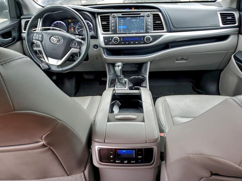 Zdjęcie 8 z aukcji – 2016 TOYOTA HIGHLANDER z VIN 5TDKKRFH2GS160098