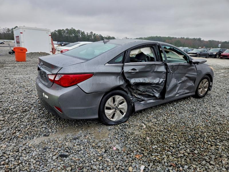 Photo 3 from auction – 2014 HYUNDAI SONATA with VIN 5NPEB4AC2EH819070