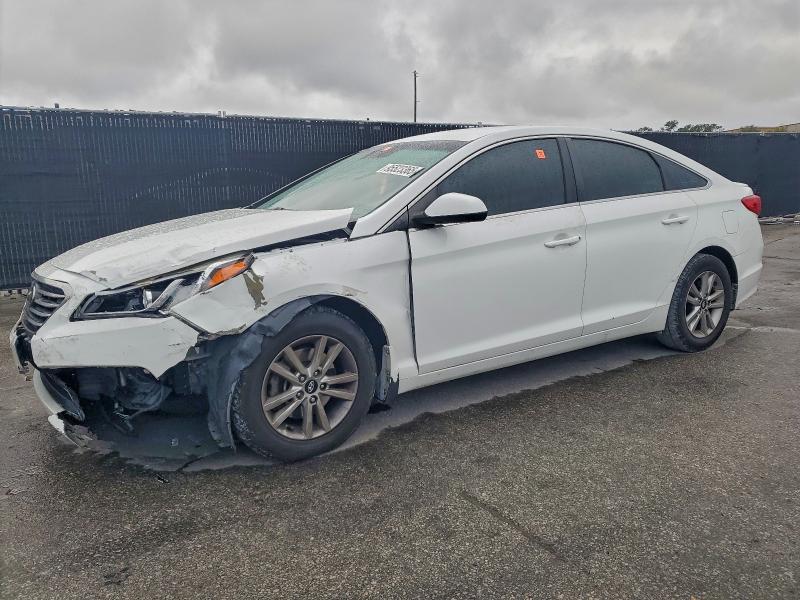 HYUNDAI SONATA SE 2016 with VIN 5NPE24AFXGH337962 - Photo from auction