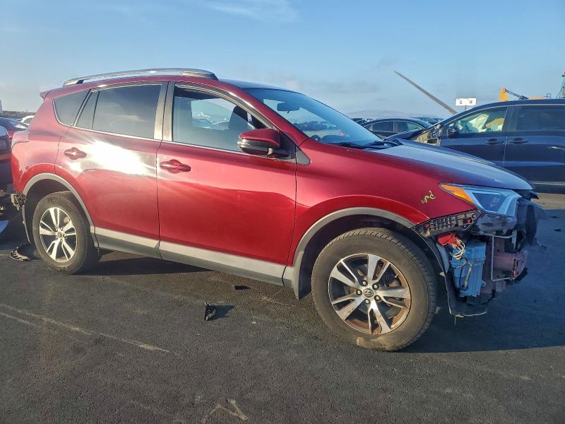 Photo 4 from auction – 2018 TOYOTA RAV4 ADVEN with VIN 2T3RFREVXJW779614